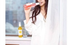 男生把qq放进女生的qq里韩剧